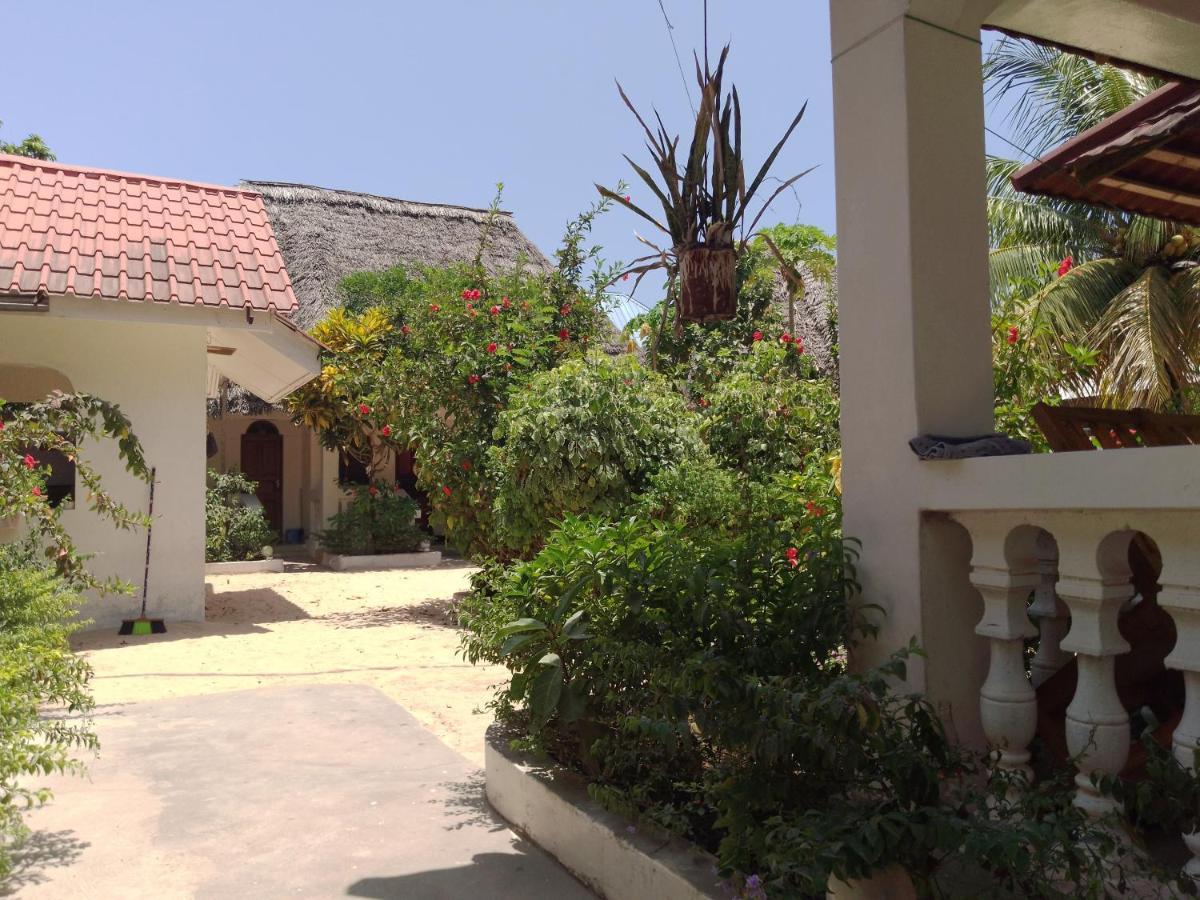H&H bungalows Nungwi Exterior foto